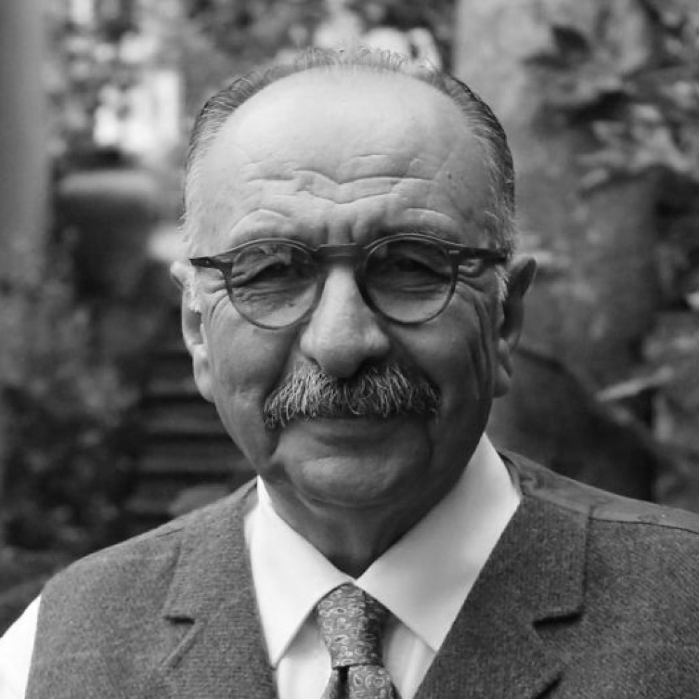 Yalvaç Ural