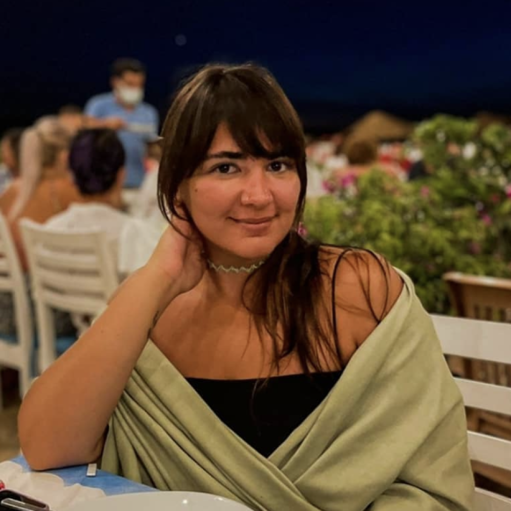 Aslı Yüksel