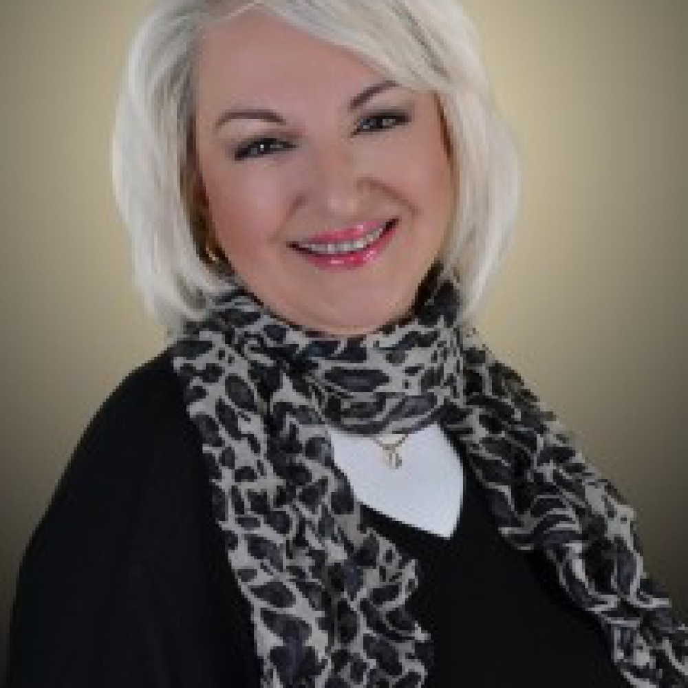 Demet Altınyeleklioğlu